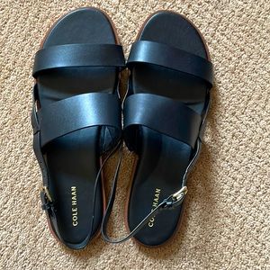 Cole Haan Women's Zerogrand Flynn Flat Sandal W20755 Black Leather - never worn